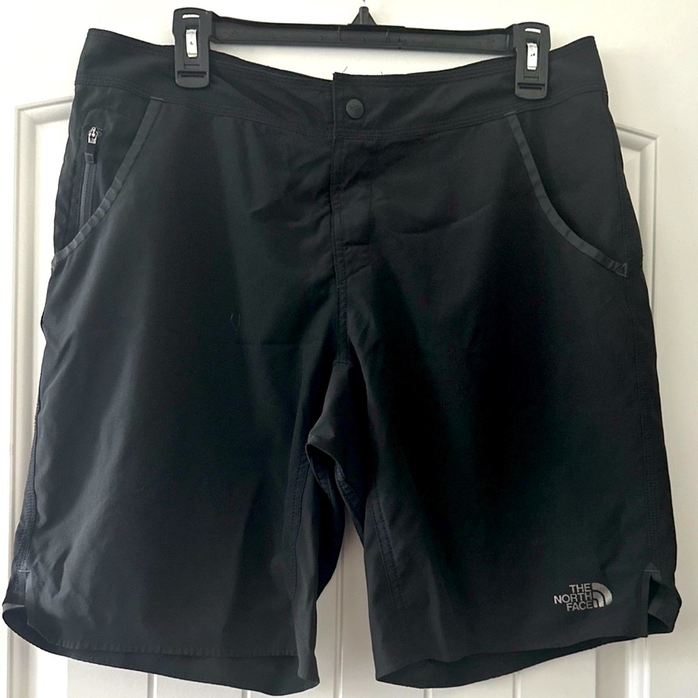 The North Face Black Shorts Men’s Sz 34